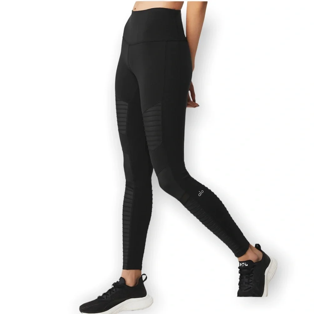 NWOT Alo Yoga High Waist Moto Legging
